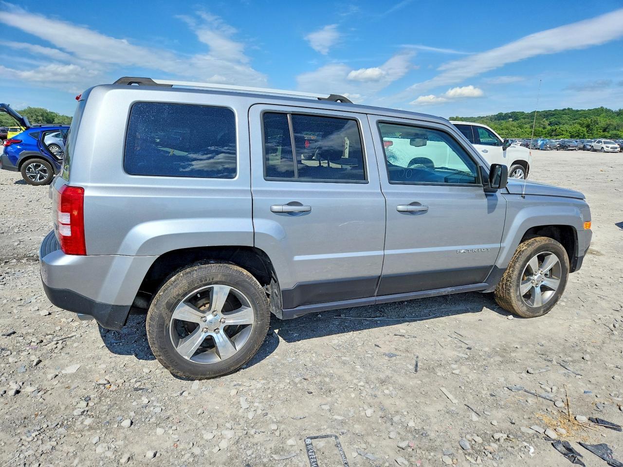 2016 Jeep Patriot Latitude - Image 3