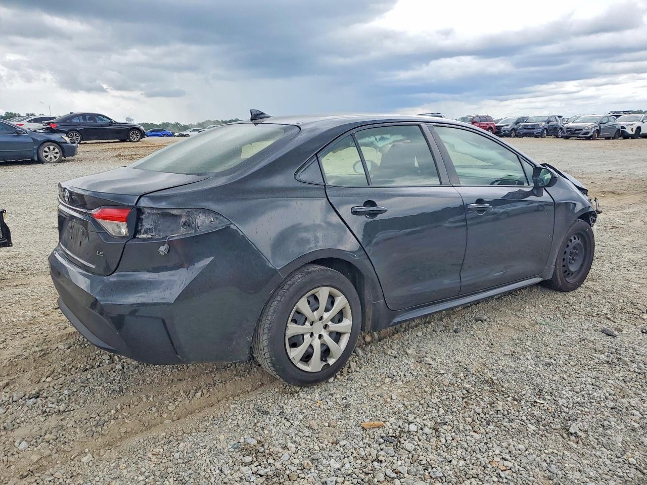 2021 Toyota Corolla Le - Фото 3