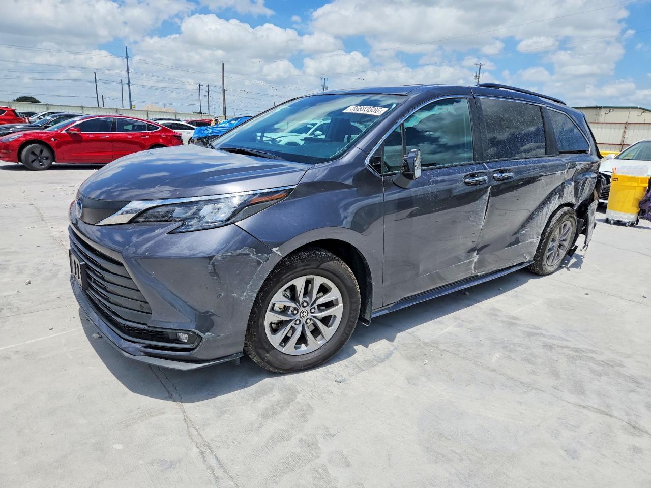 2025 Toyota Sienna Xle 8-Passenger