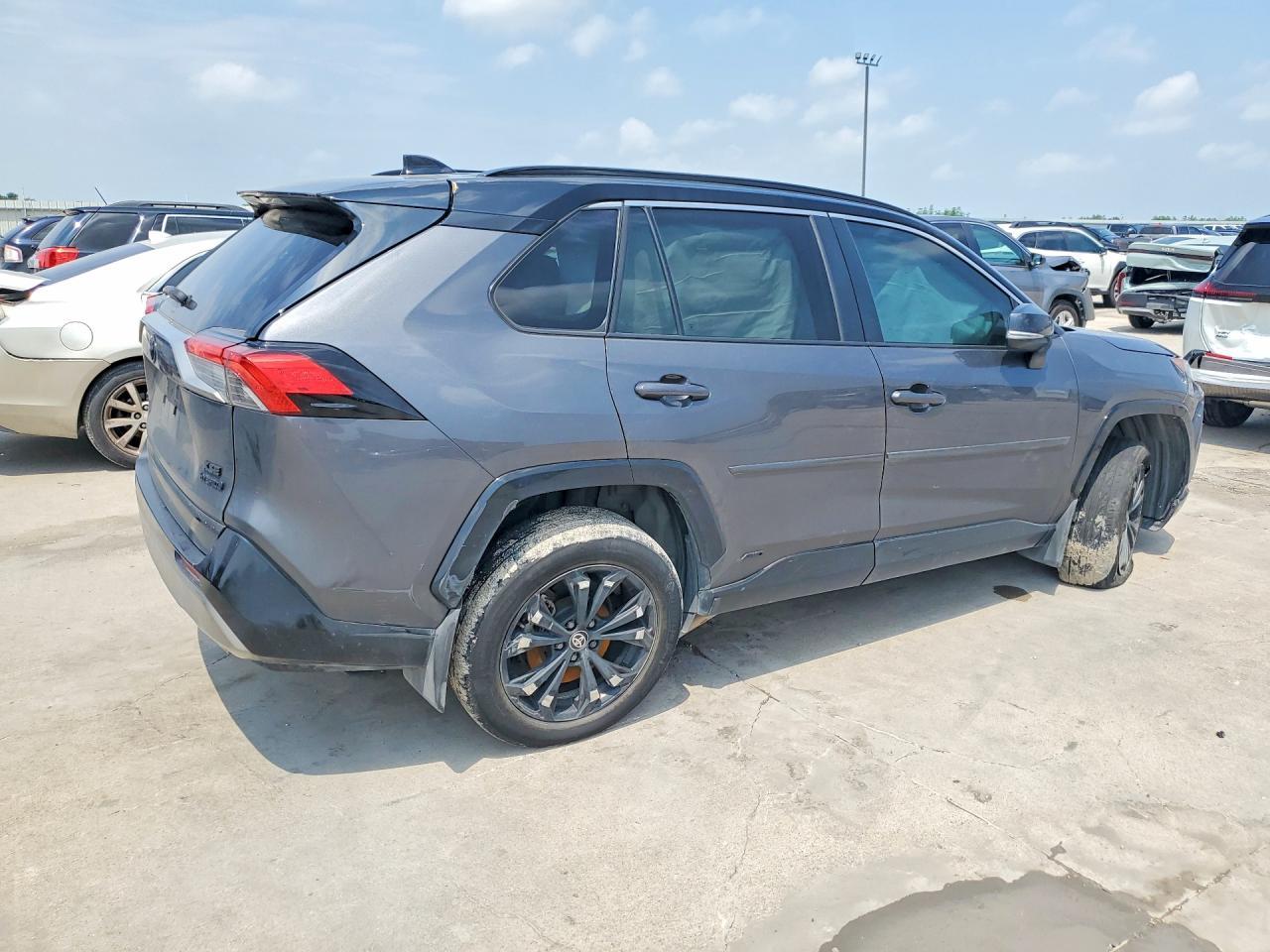 2024 Toyota Rav4 Xse - Фото 3
