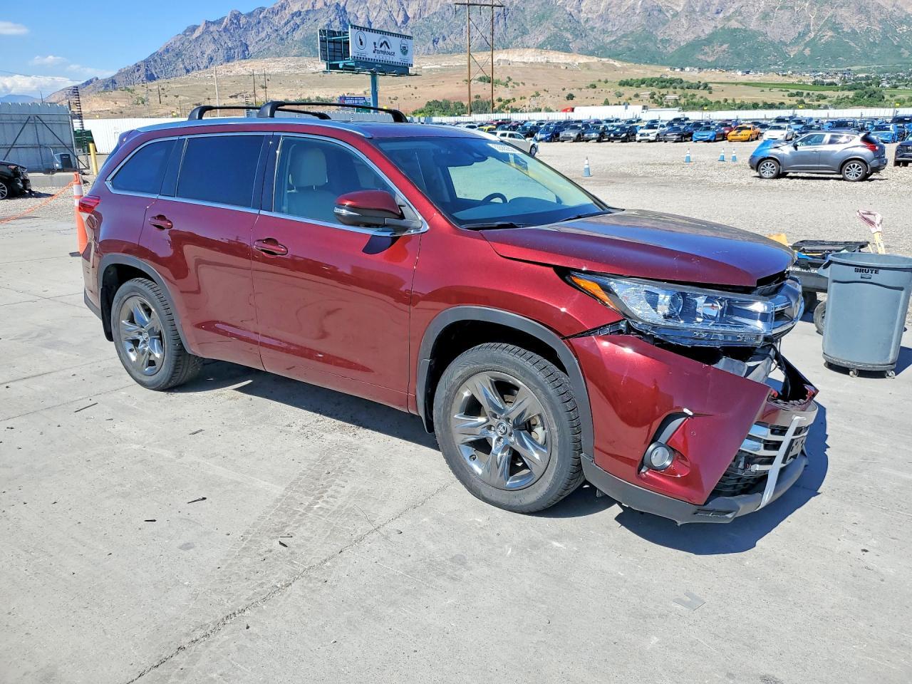 2017 Toyota Highlander Limited Platinum - Фото 4
