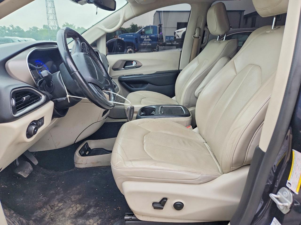 2021 Chrysler Pacifica Touring L - Фото 7