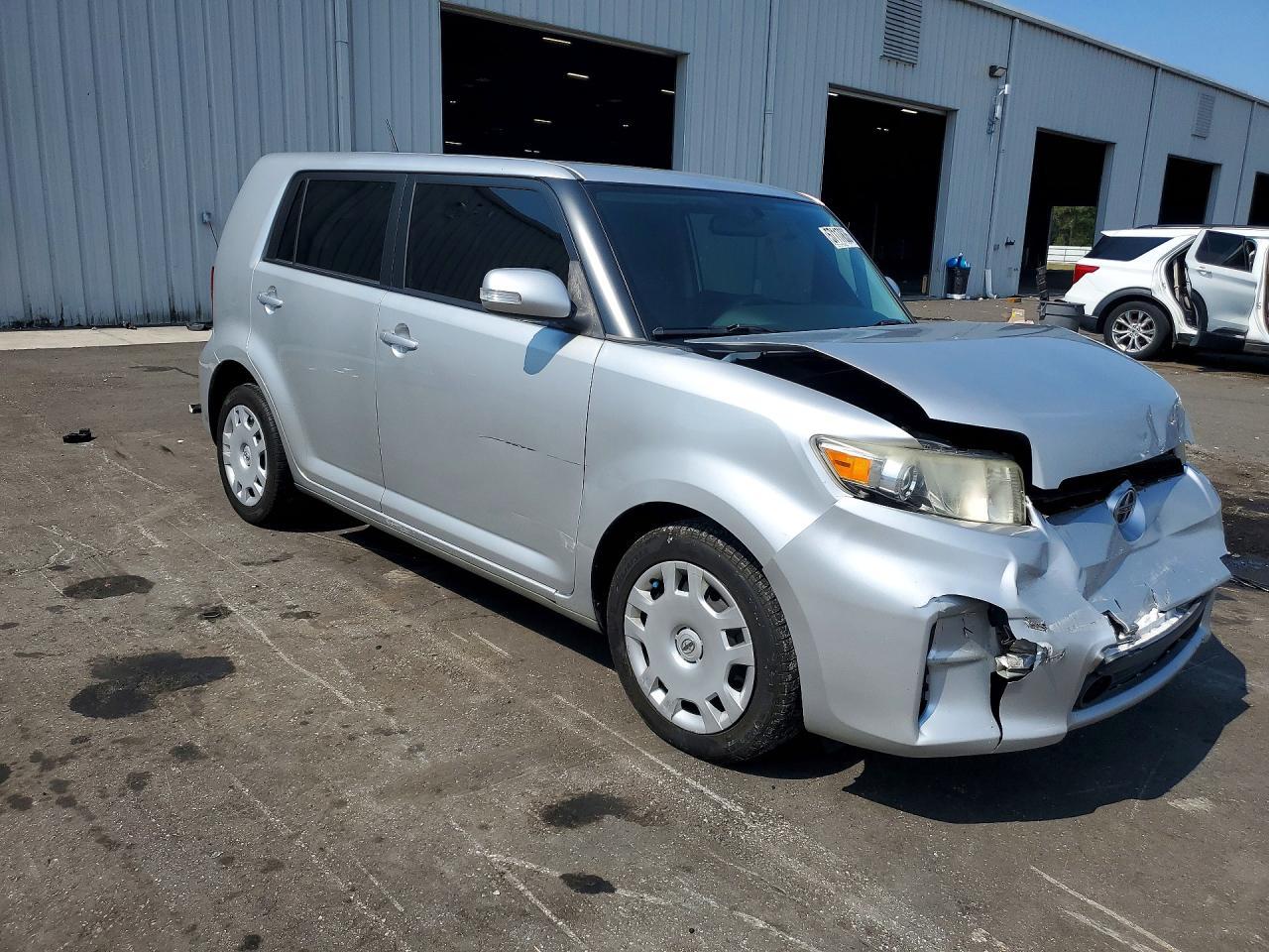2012 Scion Xb Base - Фото 4