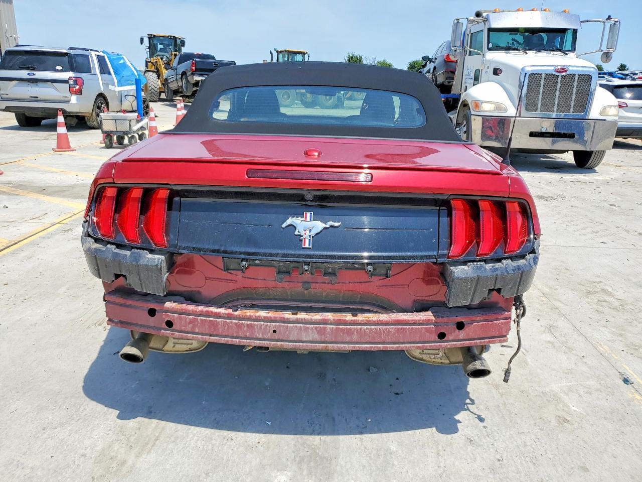 2020 Ford Mustang - Image 6