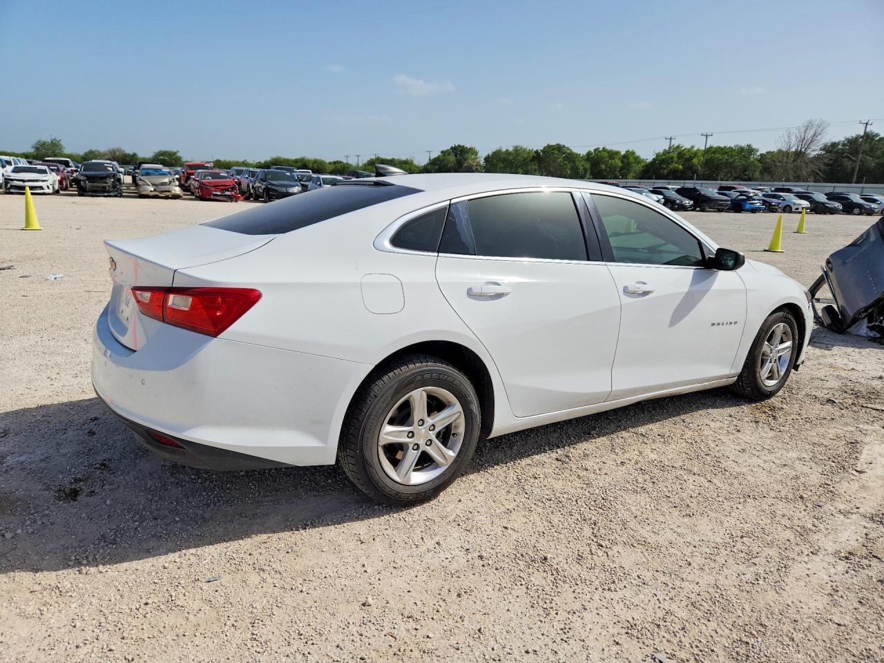 2020 Chevrolet Malibu Ls - Image 3