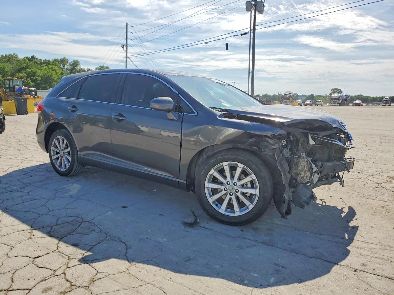 2012 Toyota Venza Le - Image 4