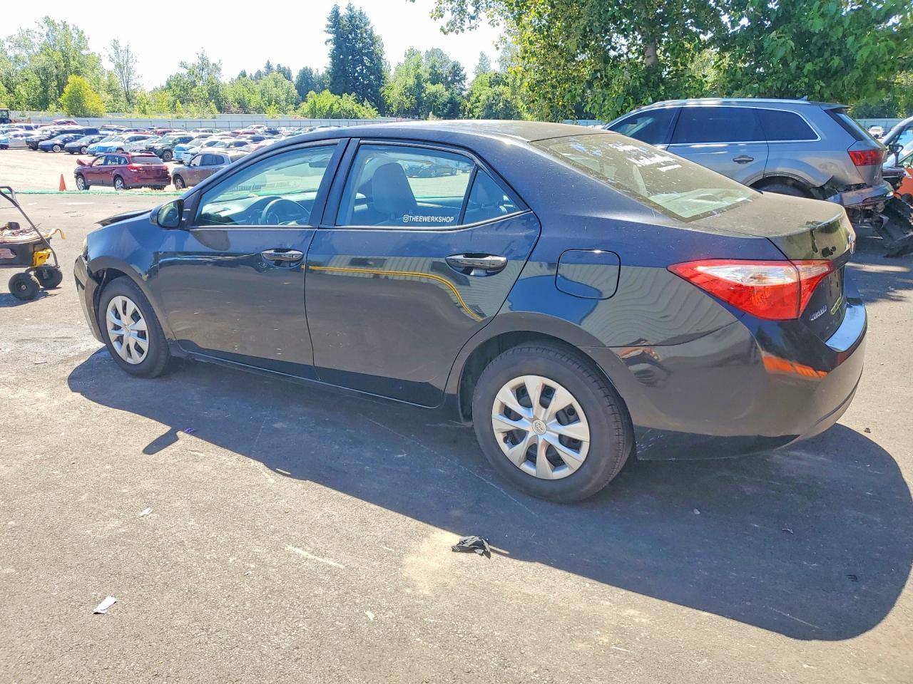 2015 Toyota Corolla L - Фото 2