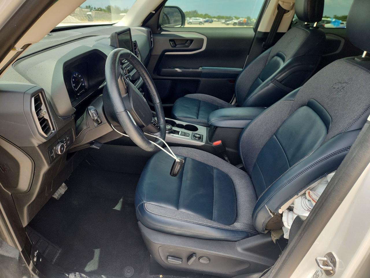 2022 Ford Bronco Sport Outer Banks - Фото 7