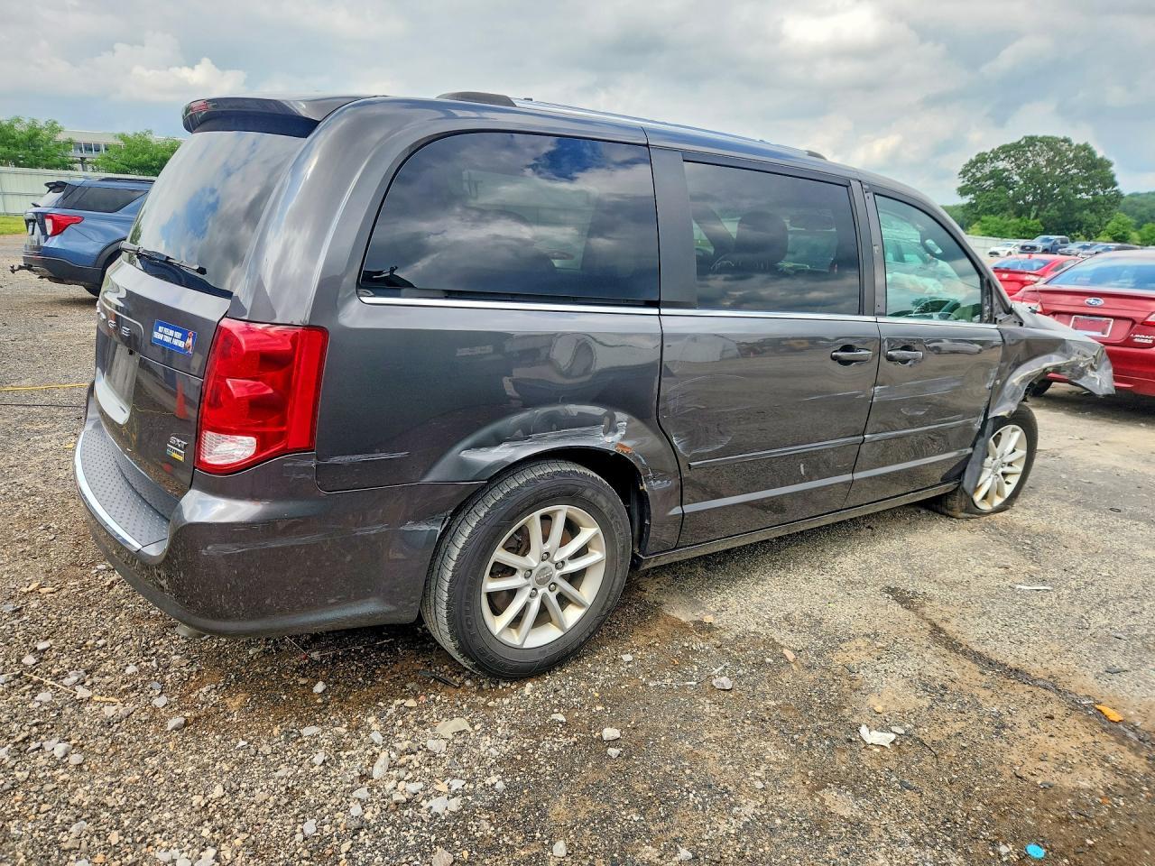 2017 Dodge Grand Caravan Sxt - Фото 3