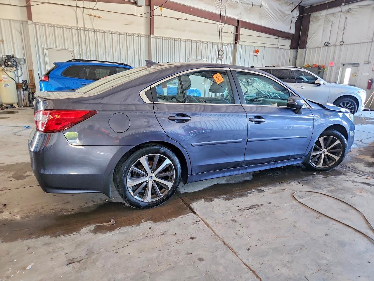 2017 Subaru Legacy 2.5I Limited - Фото 3