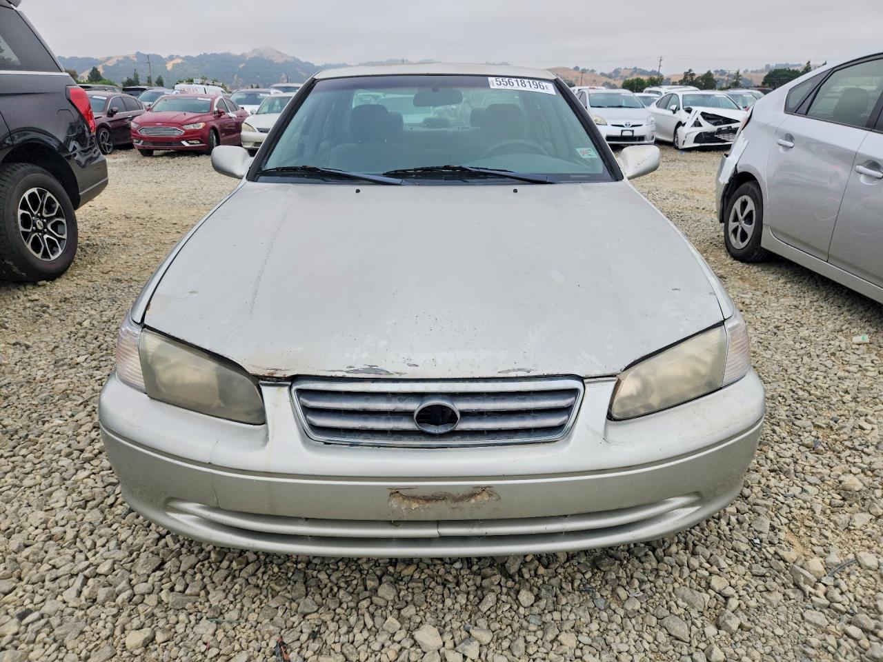 2000 Toyota Camry Le - Фото 5