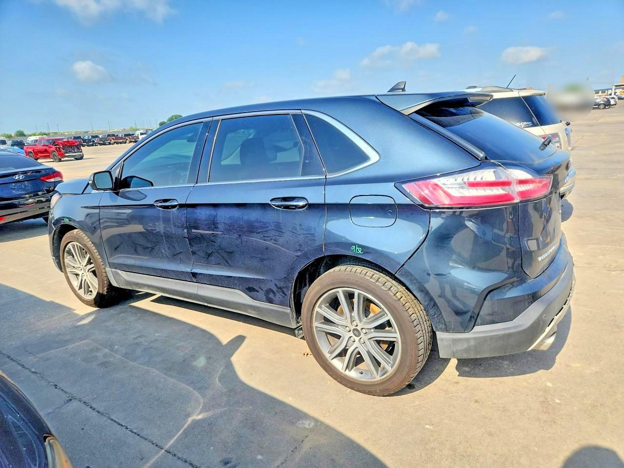 2024 Ford Edge Titanium - Фото 2