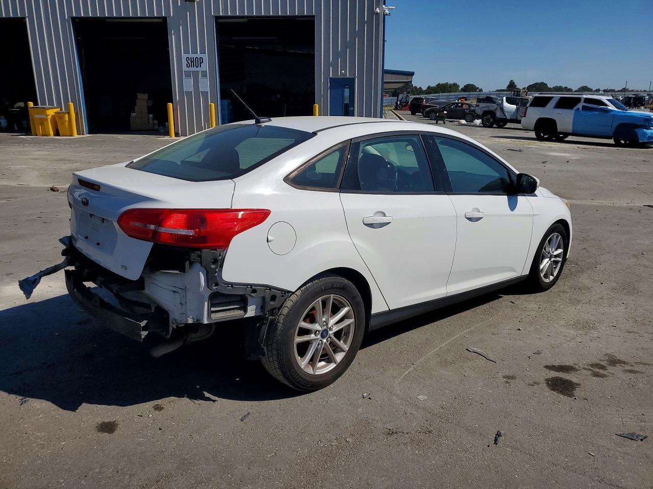 2016 Ford Focus Se - Image 3
