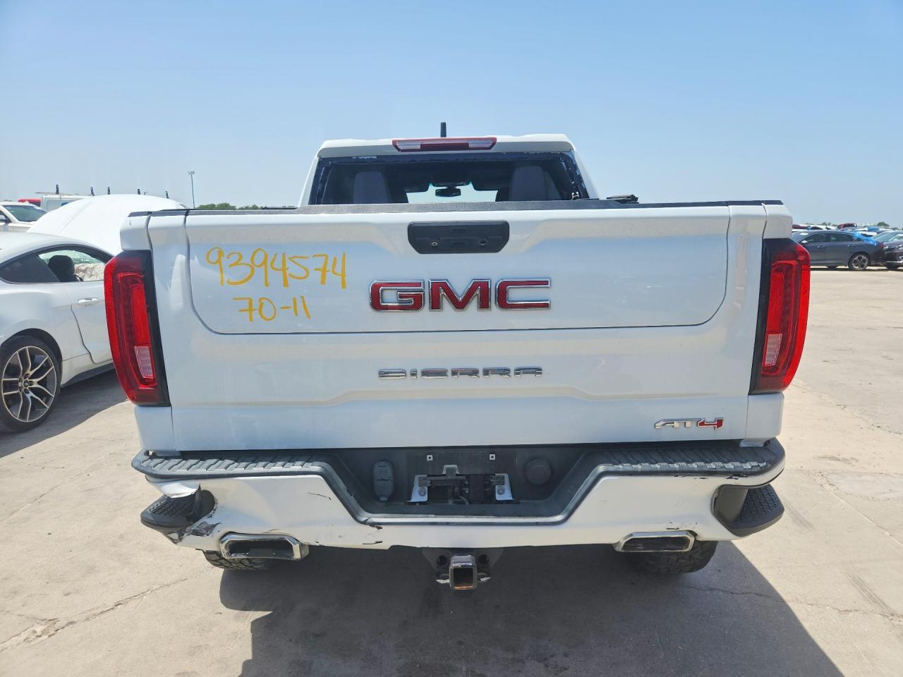 2021 GMC Sierra K1500 At4 - Фото 6