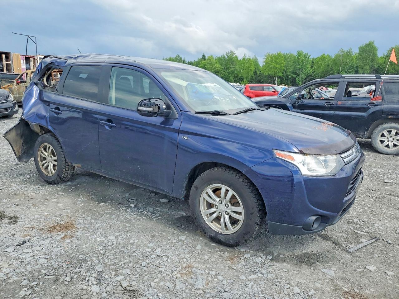 2014 Mitsubishi Outlander Se - Image 4