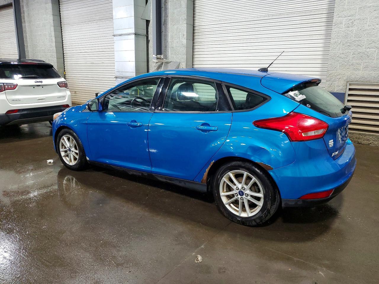 2015 Ford Focus Se - Image 2