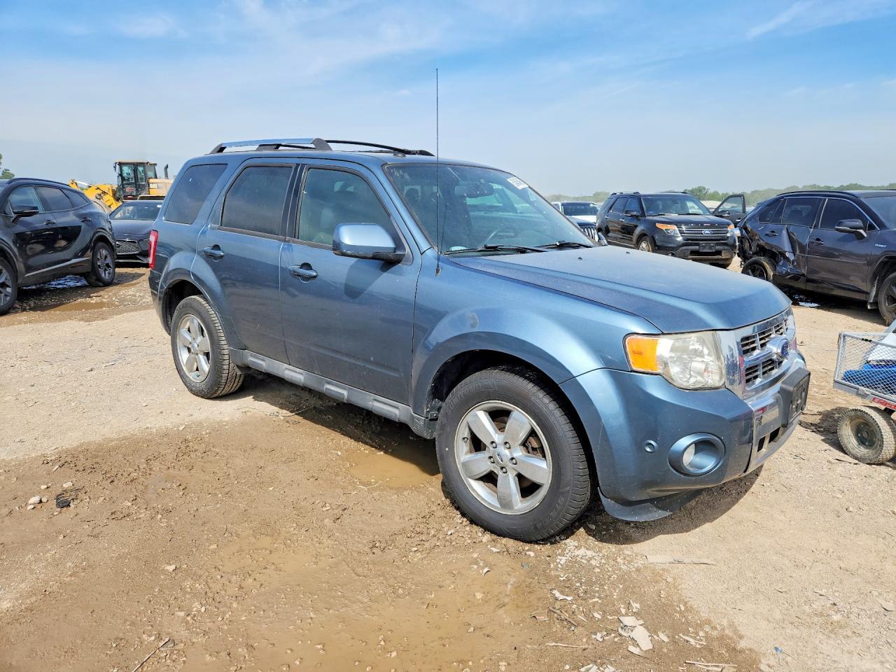 2011 Ford Escape Limited - Image 4