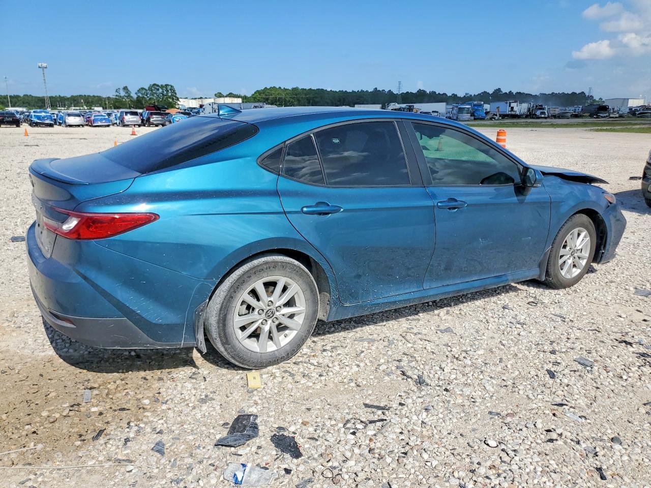 2025 Toyota Camry Le - Image 3