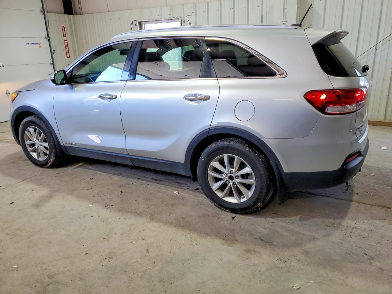 2016 Kia Sorento Lx V6 - Image 2