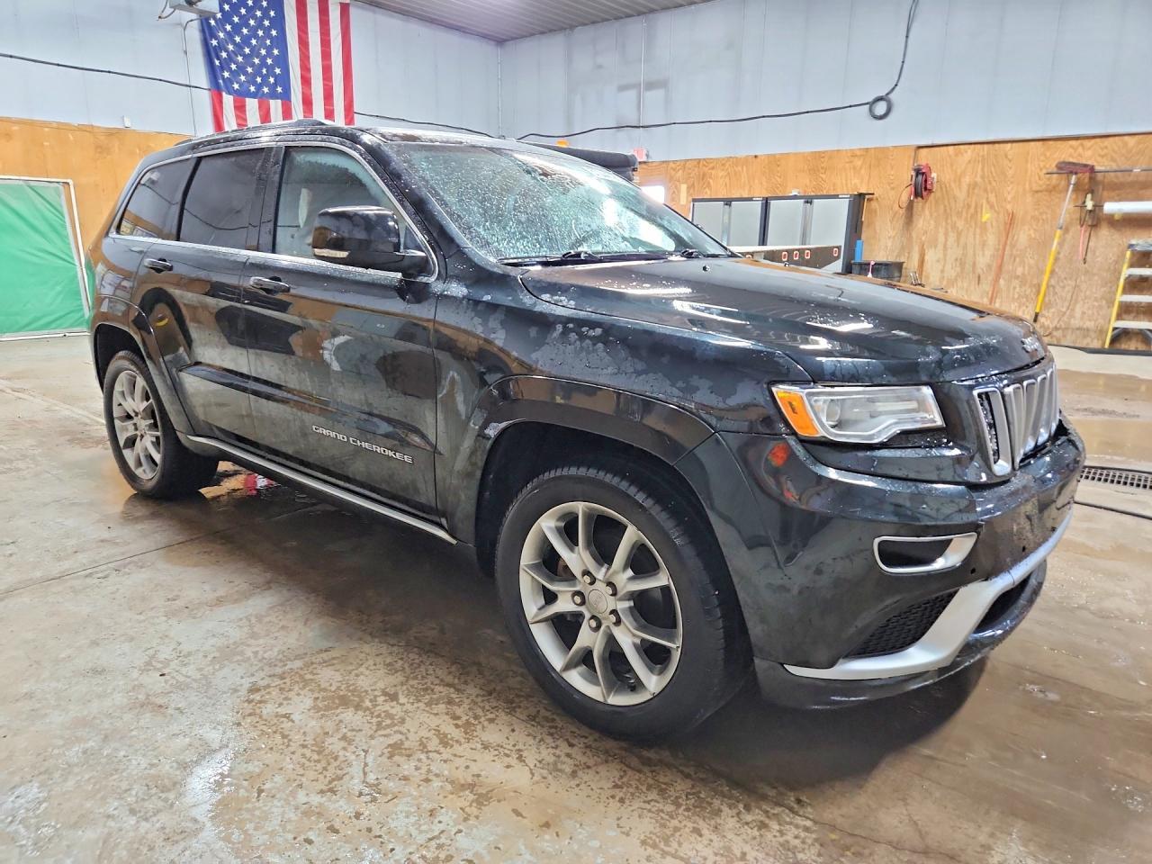 2016 Jeep Grand Cherokee Summit - Image 4