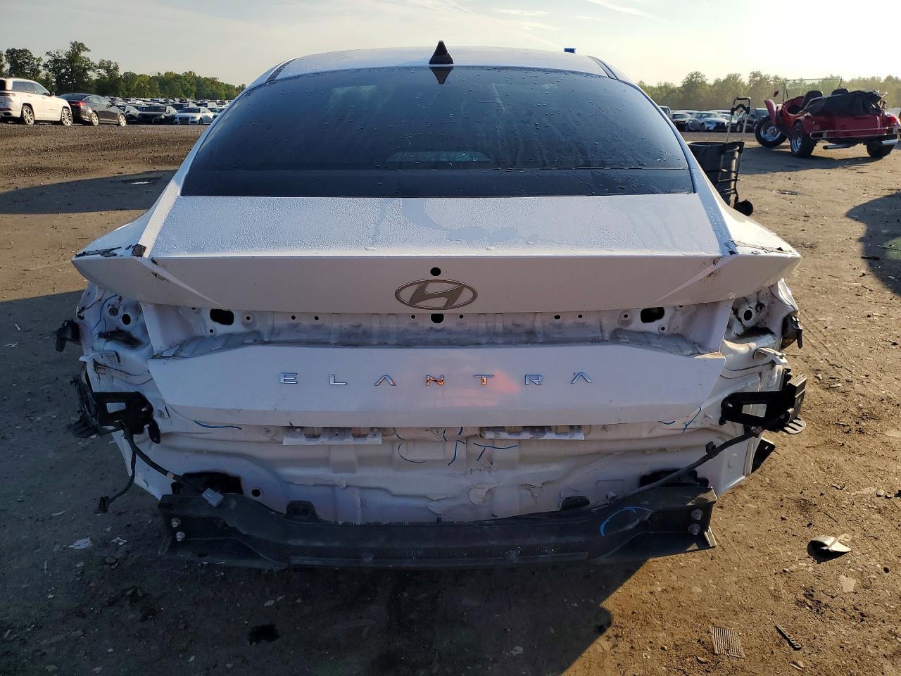 2024 Hyundai Elantra Sel - Фото 6