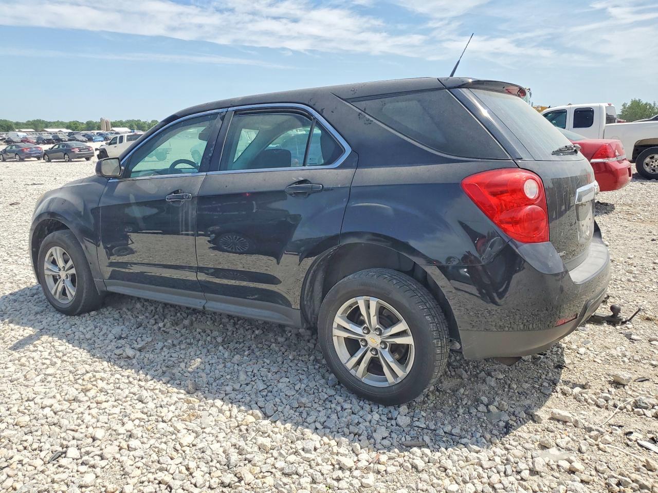 2011 Chevrolet Equinox Ls - Image 2