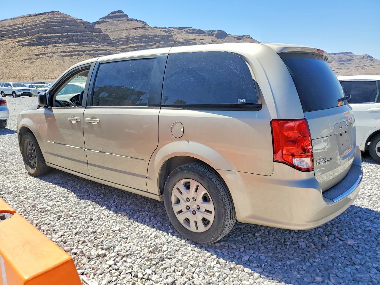 2016 Dodge Grand Caravan Se - Image 2