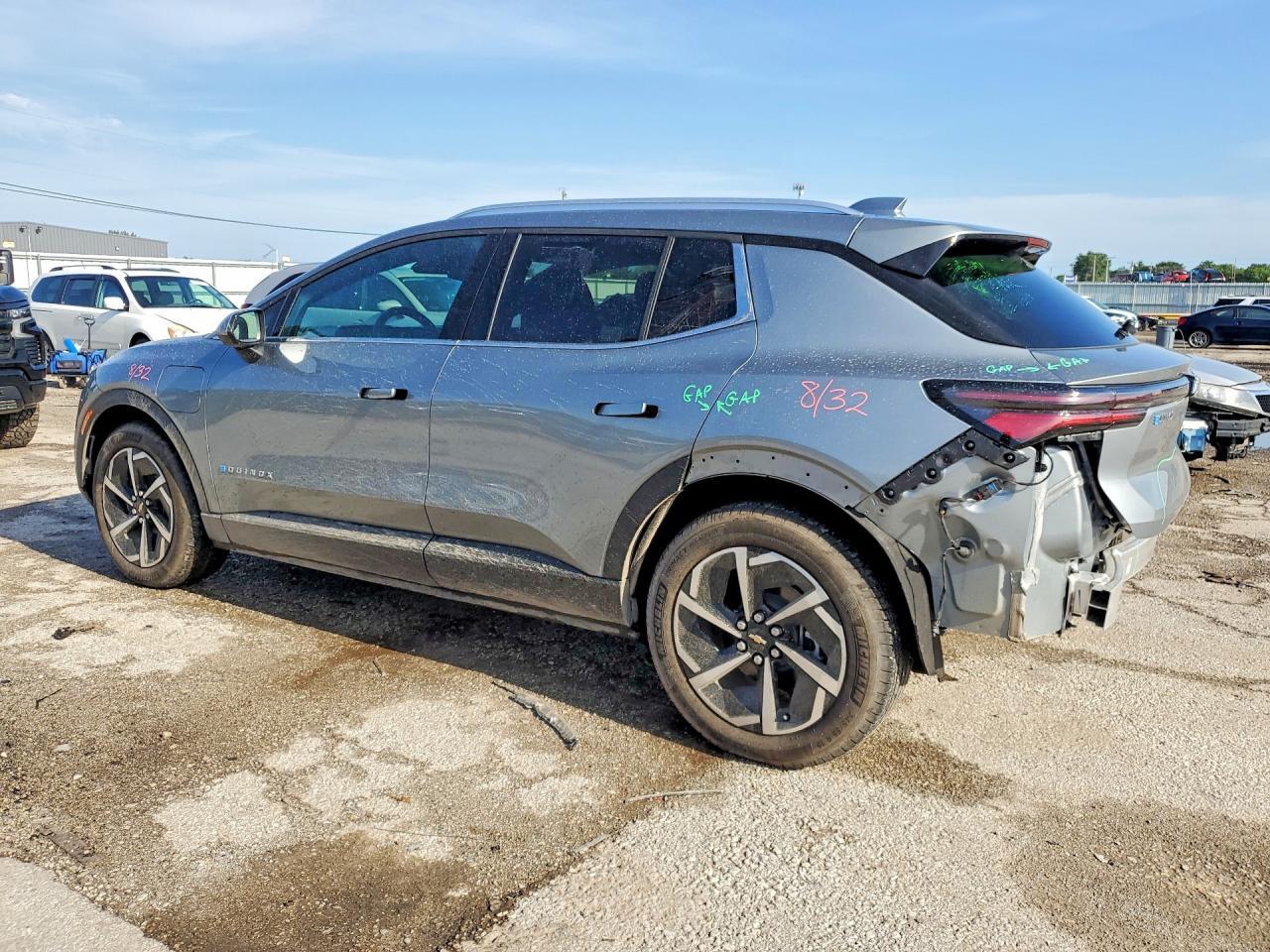 2026 Chevrolet Equinox Lt - Image 2