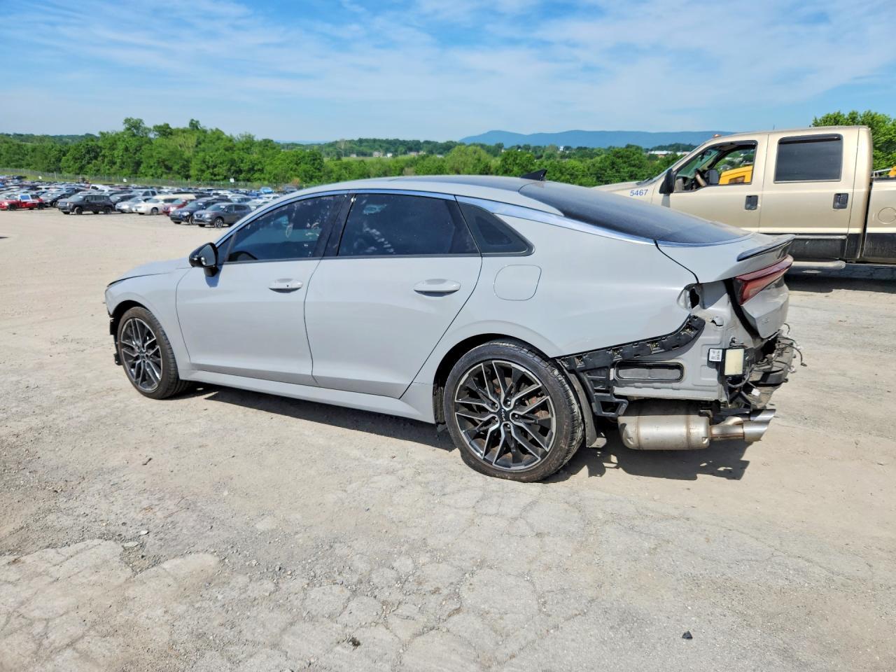 2023 Kia K5 Gt - Фото 2