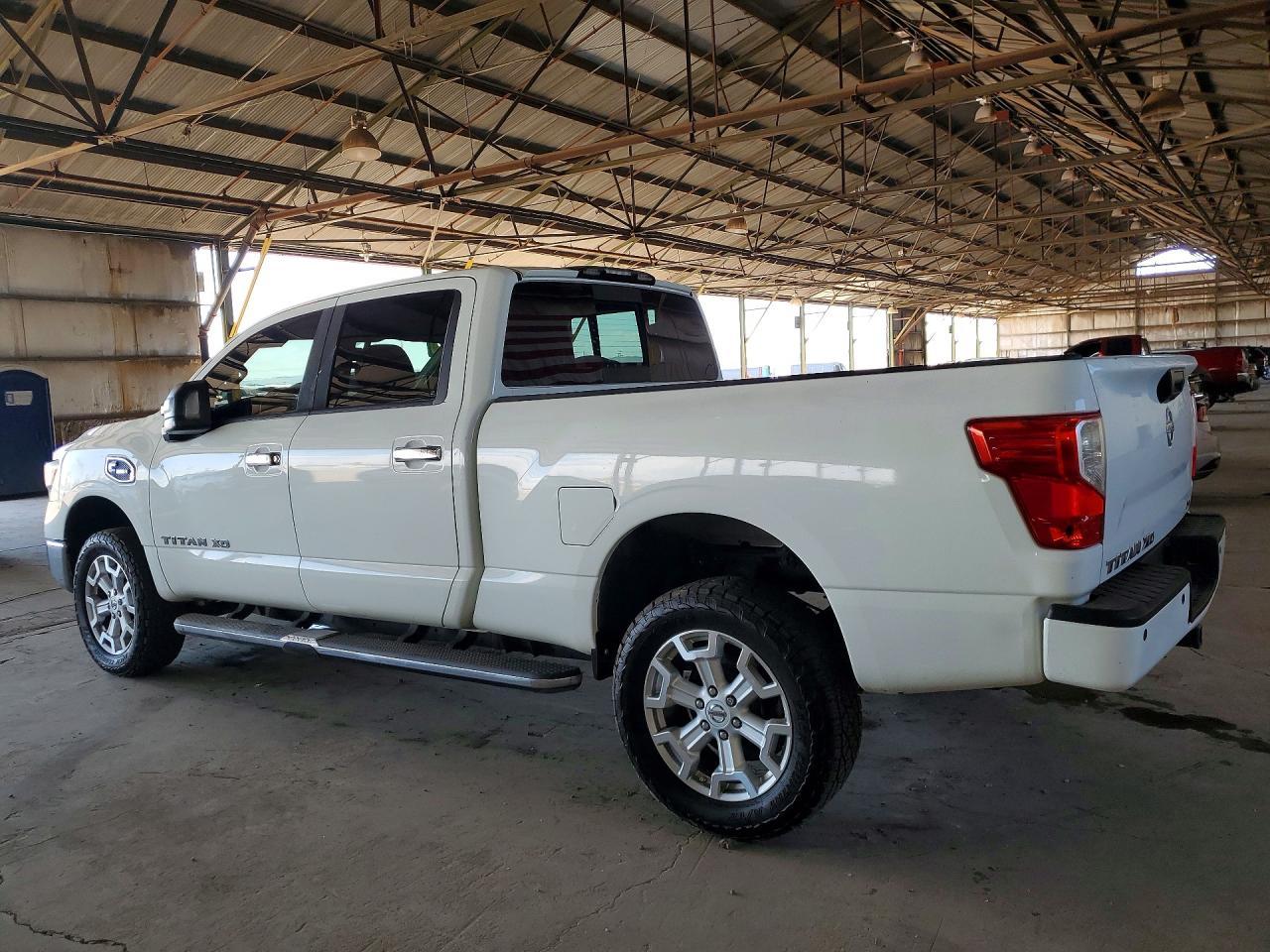 2017 Nissan Titan Xd Sv - Фото 2
