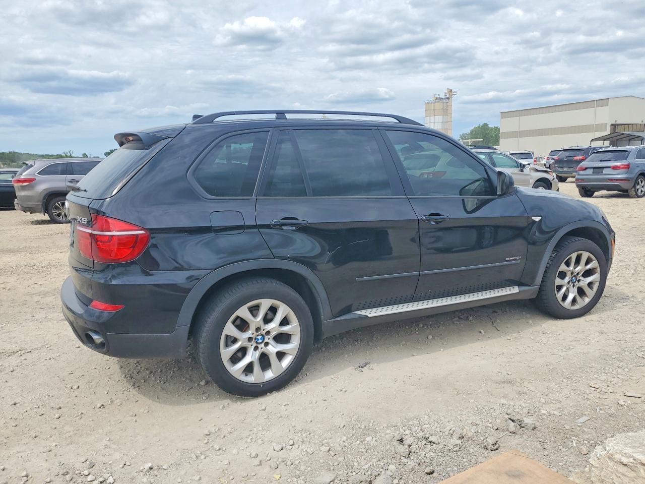 2011 BMW X5 xDrive35I - Фото 3