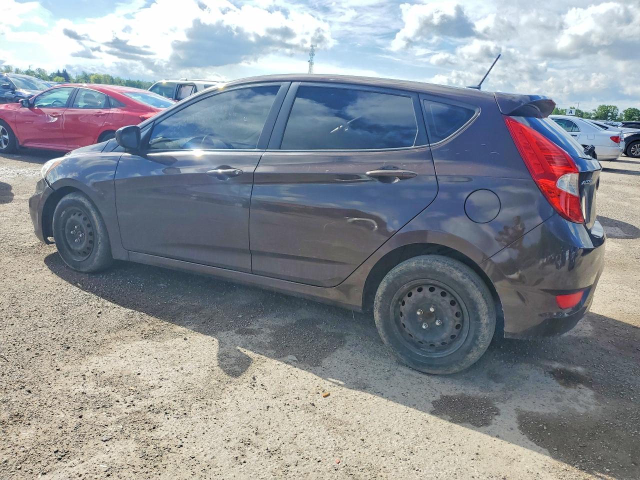 2015 Hyundai Accent Gs - Image 2