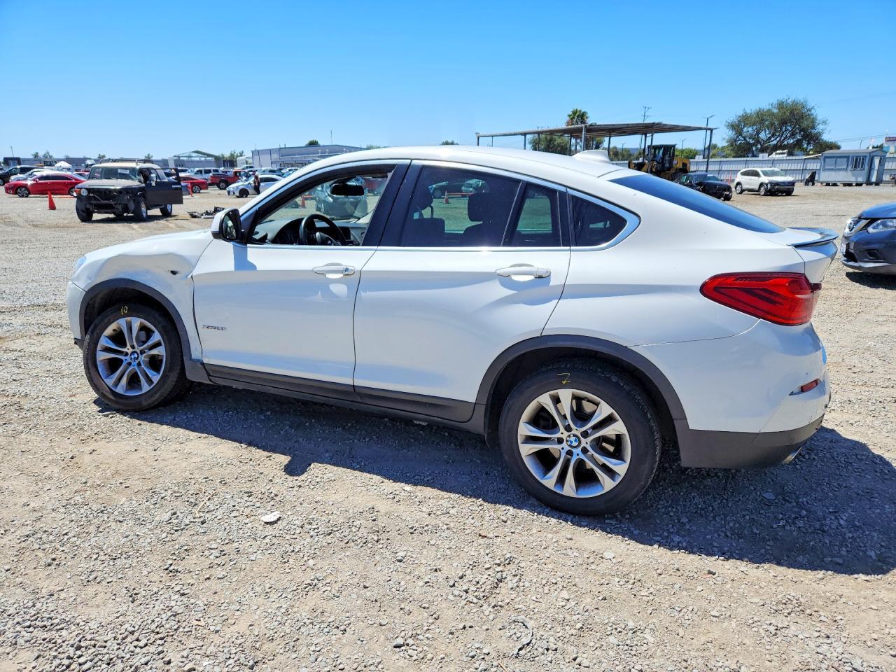 2016 BMW X4 xDrive28I - Image 2