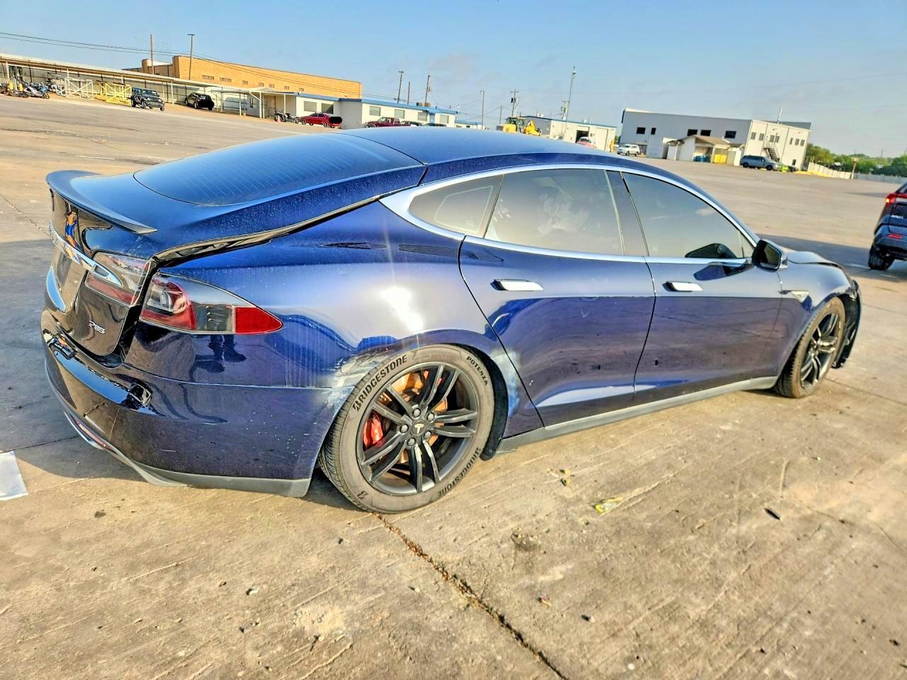 2013 Tesla Model S P85 - Image 3
