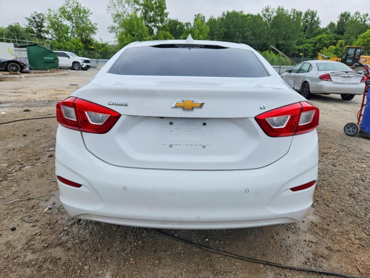 2017 Chevrolet Cruze Lt - Фото 6