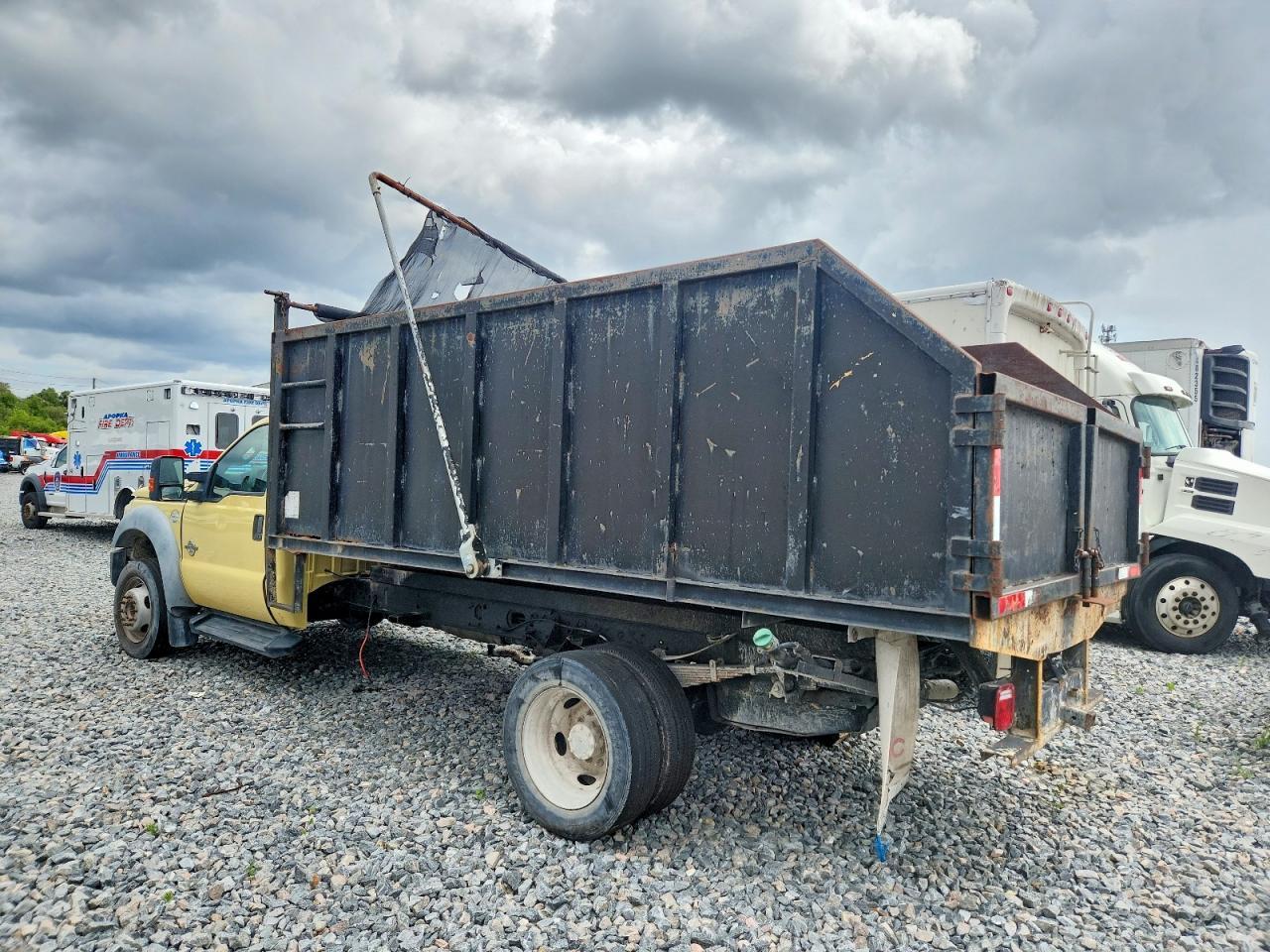 2011 Ford F550 Super Duty Dump Truck - Фото 3