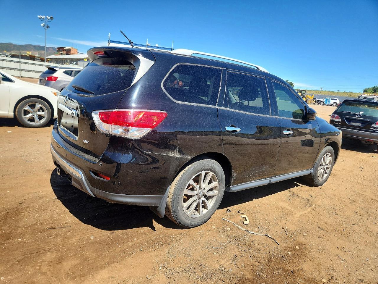 2014 Nissan Pathfinder Sv - Фото 3
