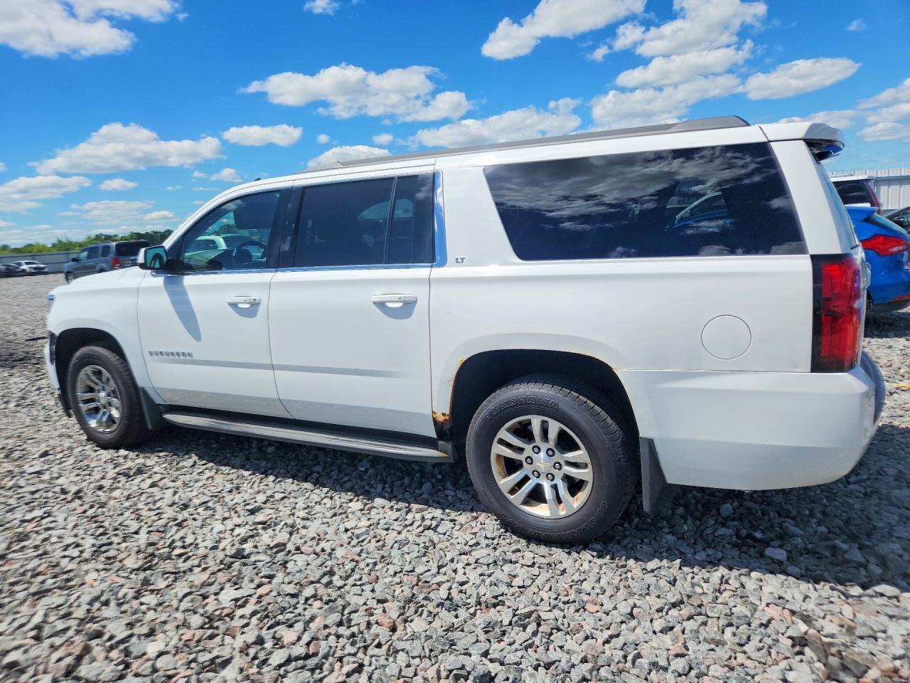 2015 Chevrolet Suburban K1500 Lt - Фото 2