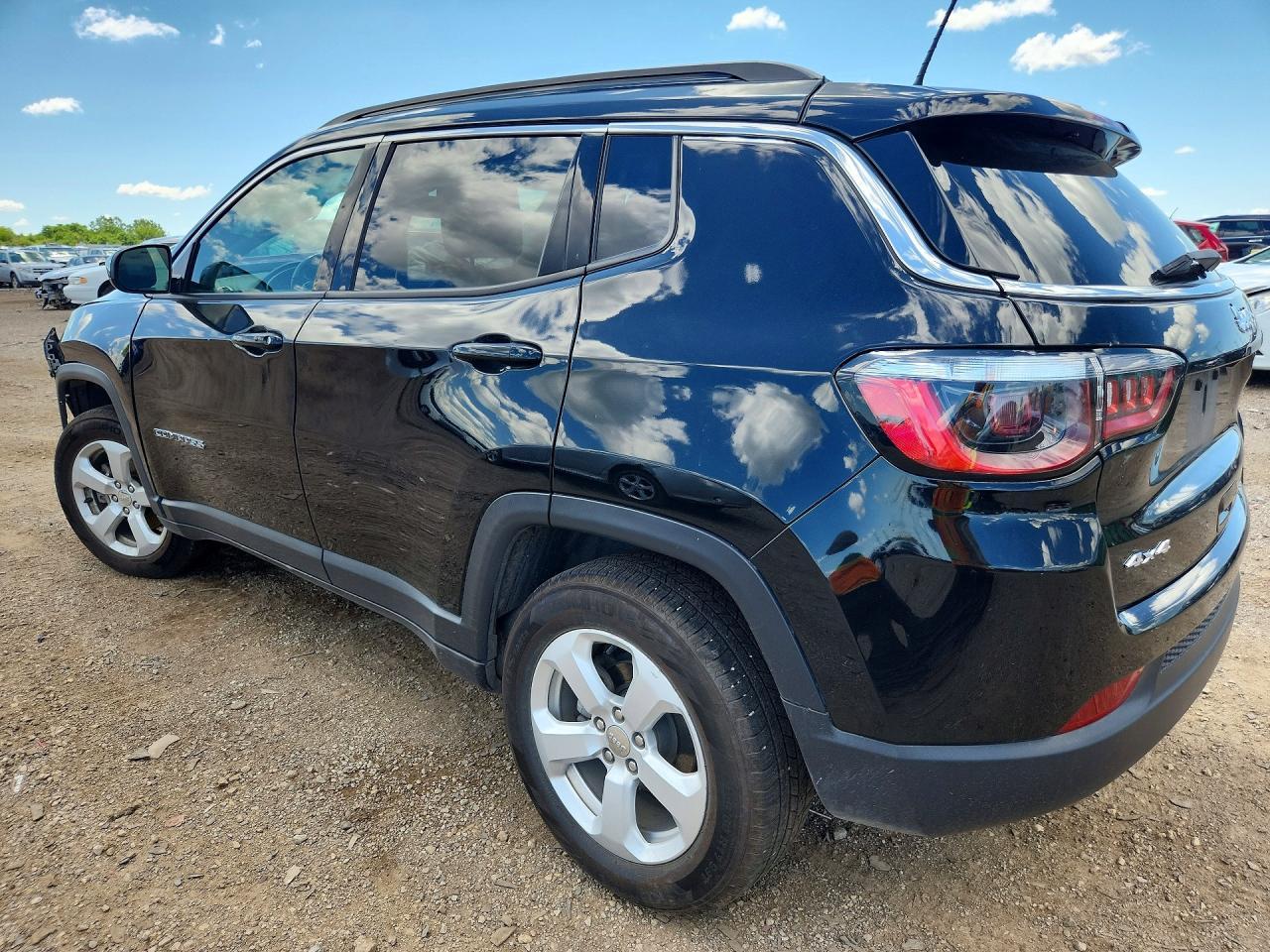 2021 Jeep Compass Latitude - Фото 2