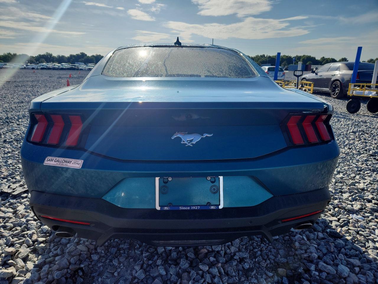 2026 Ford Mustang - Фото 6