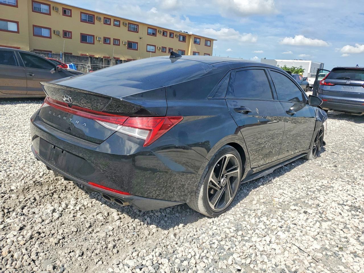 2023 Hyundai Elantra N Line - Image 3