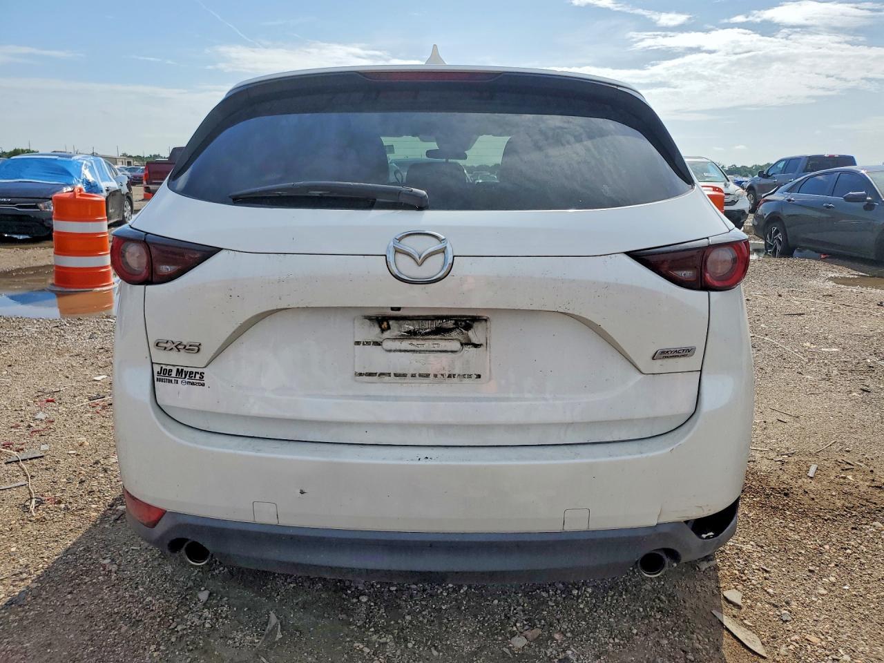 2019 Mazda Cx-5 Touring - Image 6