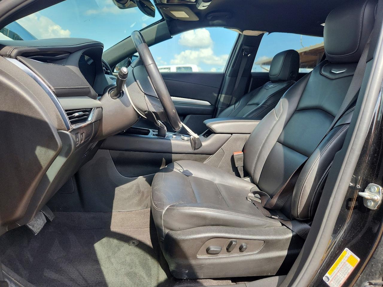 2022 Cadillac Xt4 Premium Luxury - Image 7