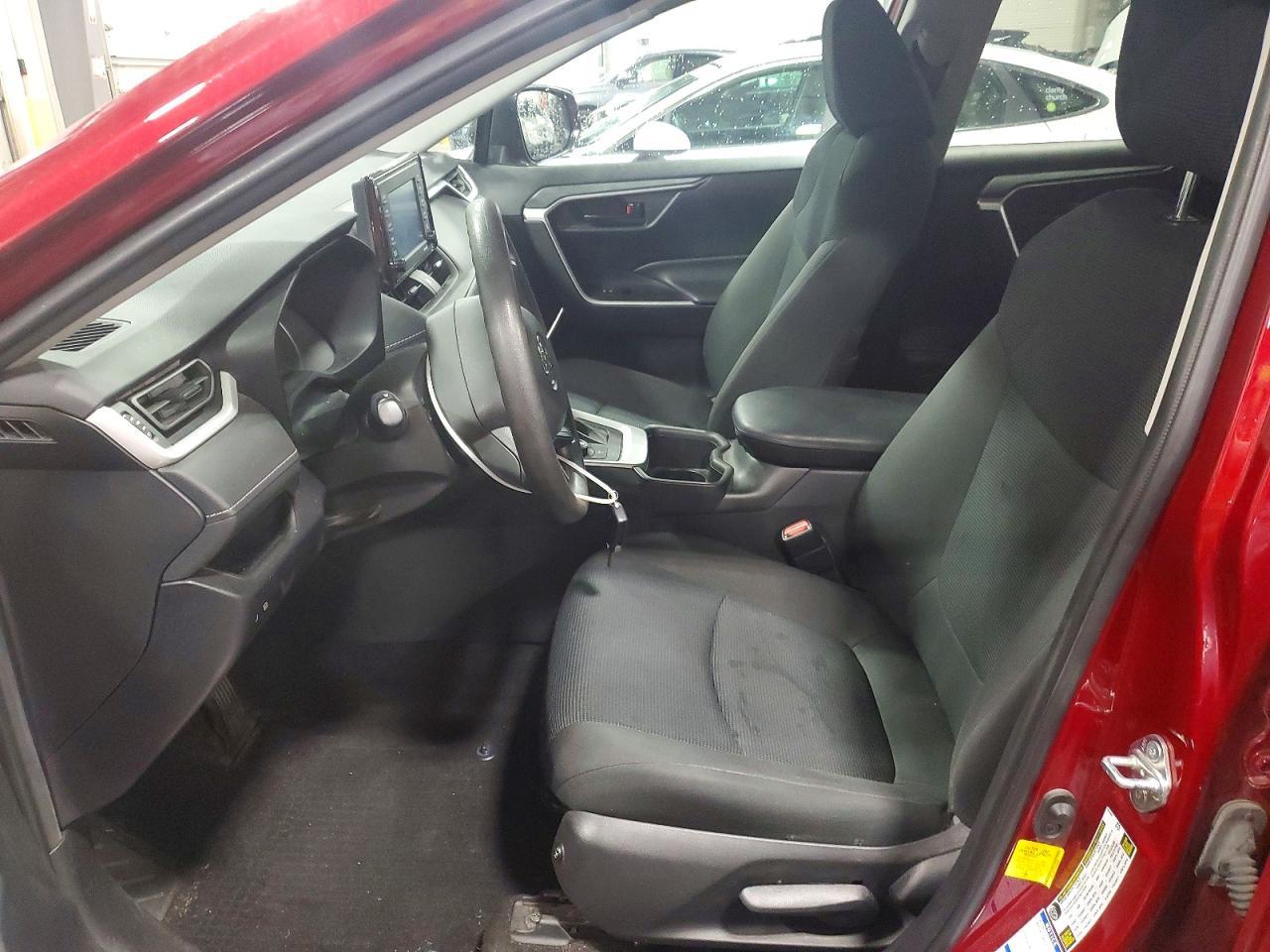 2022 Toyota Rav4 Le - Фото 7