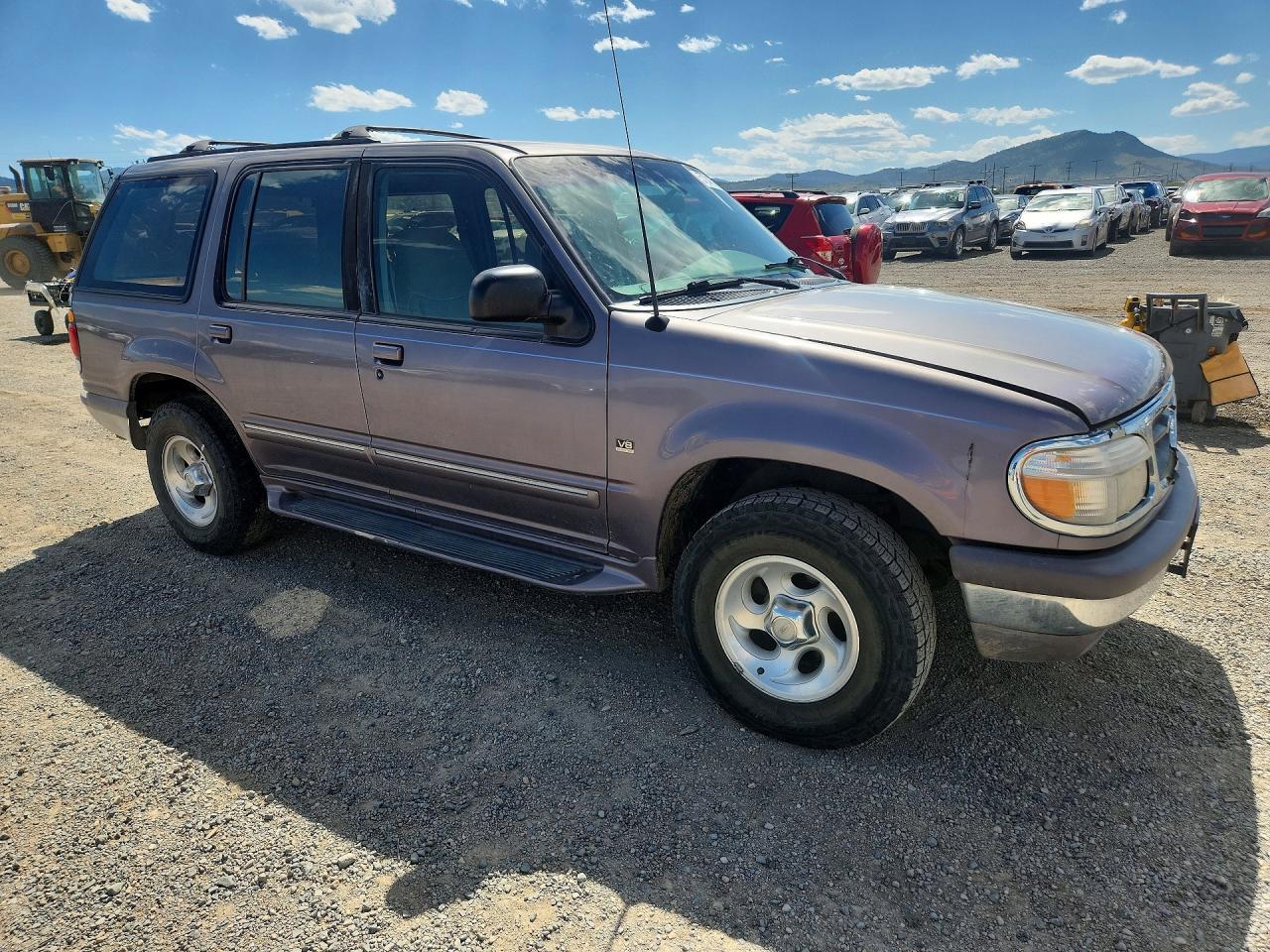 1996 Ford Explorer - Image 4
