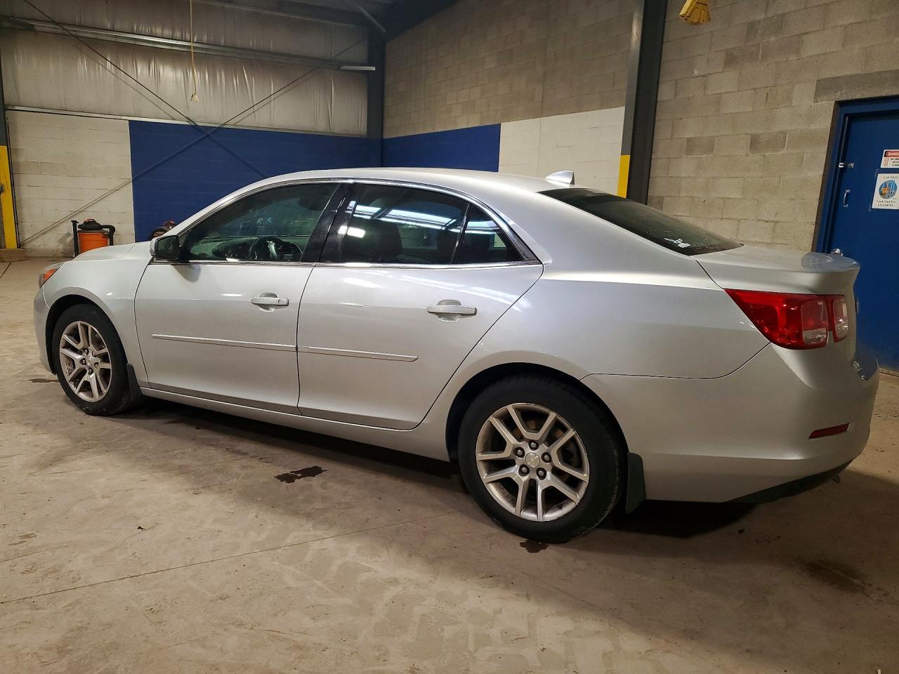 2014 Chevrolet Malibu 1Lt - Фото 2