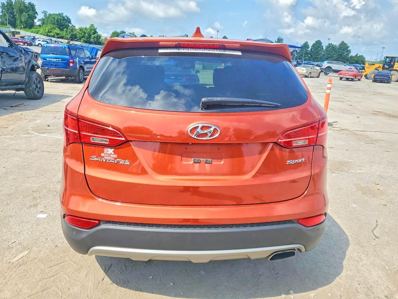 2014 Hyundai Santa Fe Sport 2.4L - Image 6