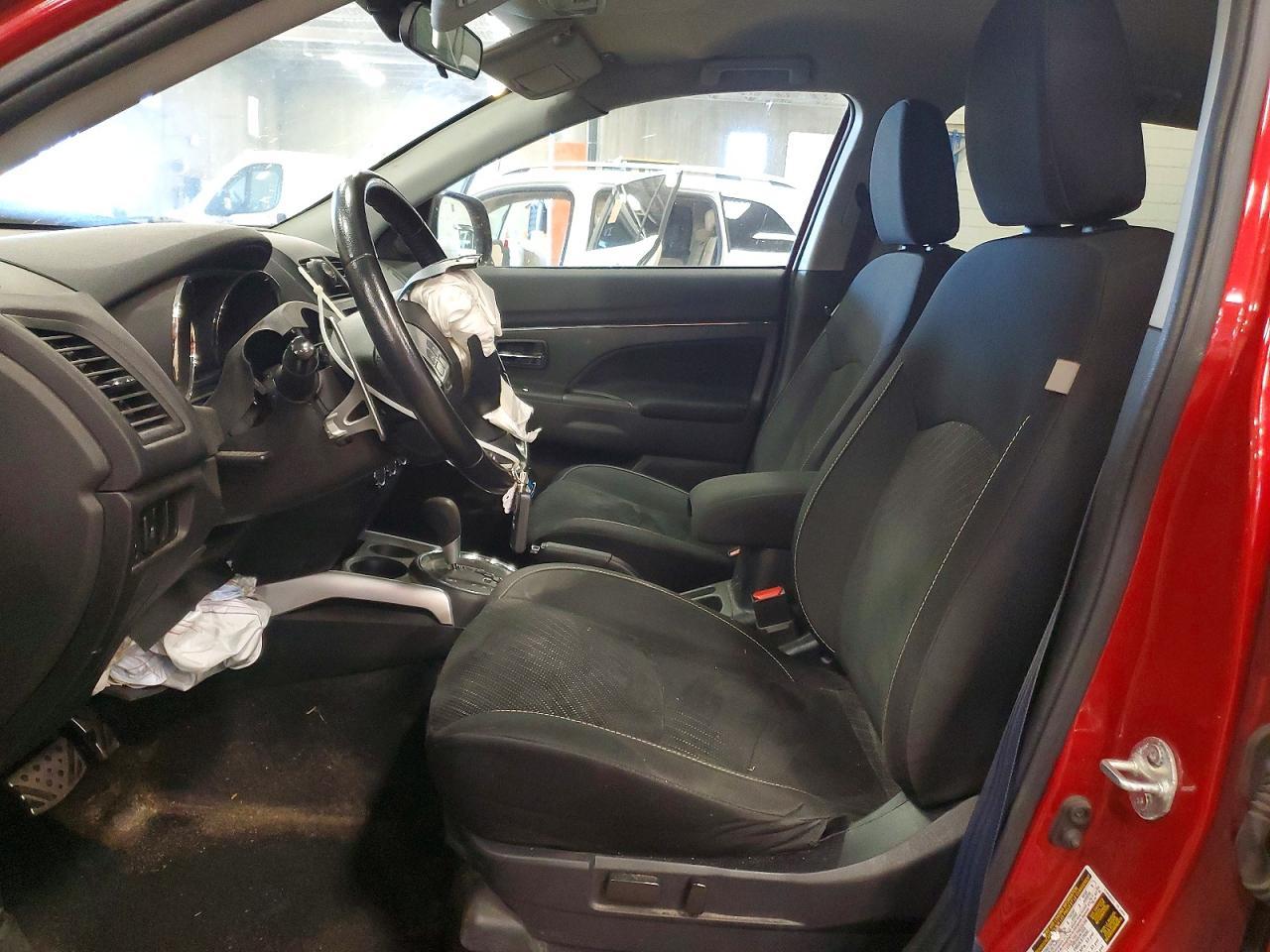2013 Mitsubishi Outlander Sport Le - Image 7
