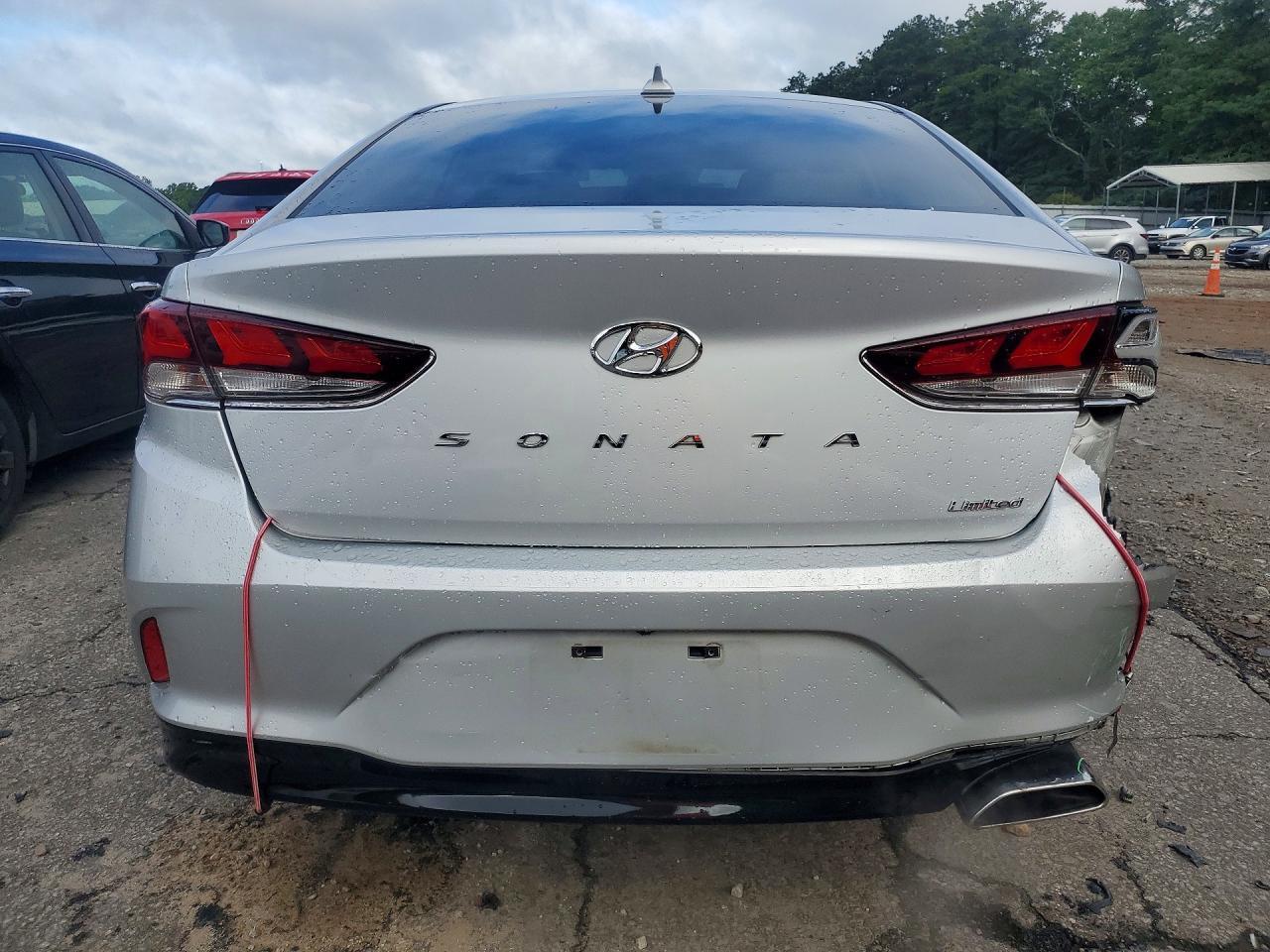 2018 Hyundai Sonata Limited - Image 6