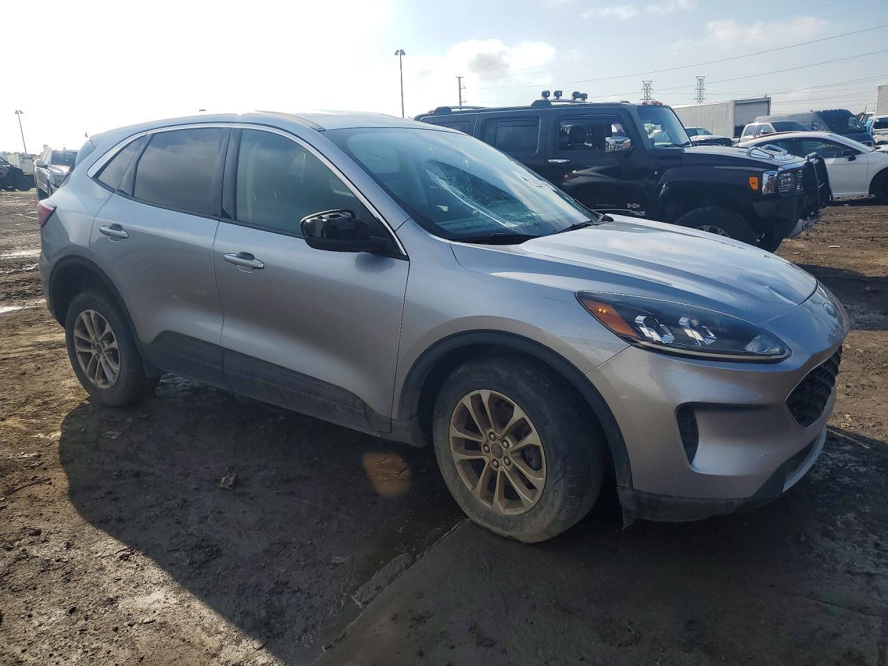 2021 Ford Escape Se - Фото 4